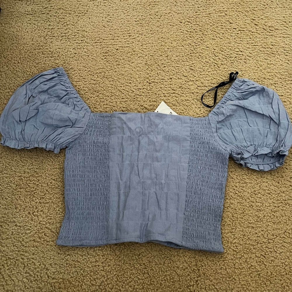 Forever 21 blue crop top